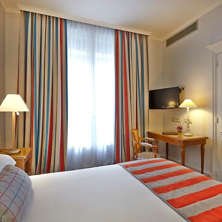 Royal Hotel Paris Champs Elysees Εξωτερικό φωτογραφία