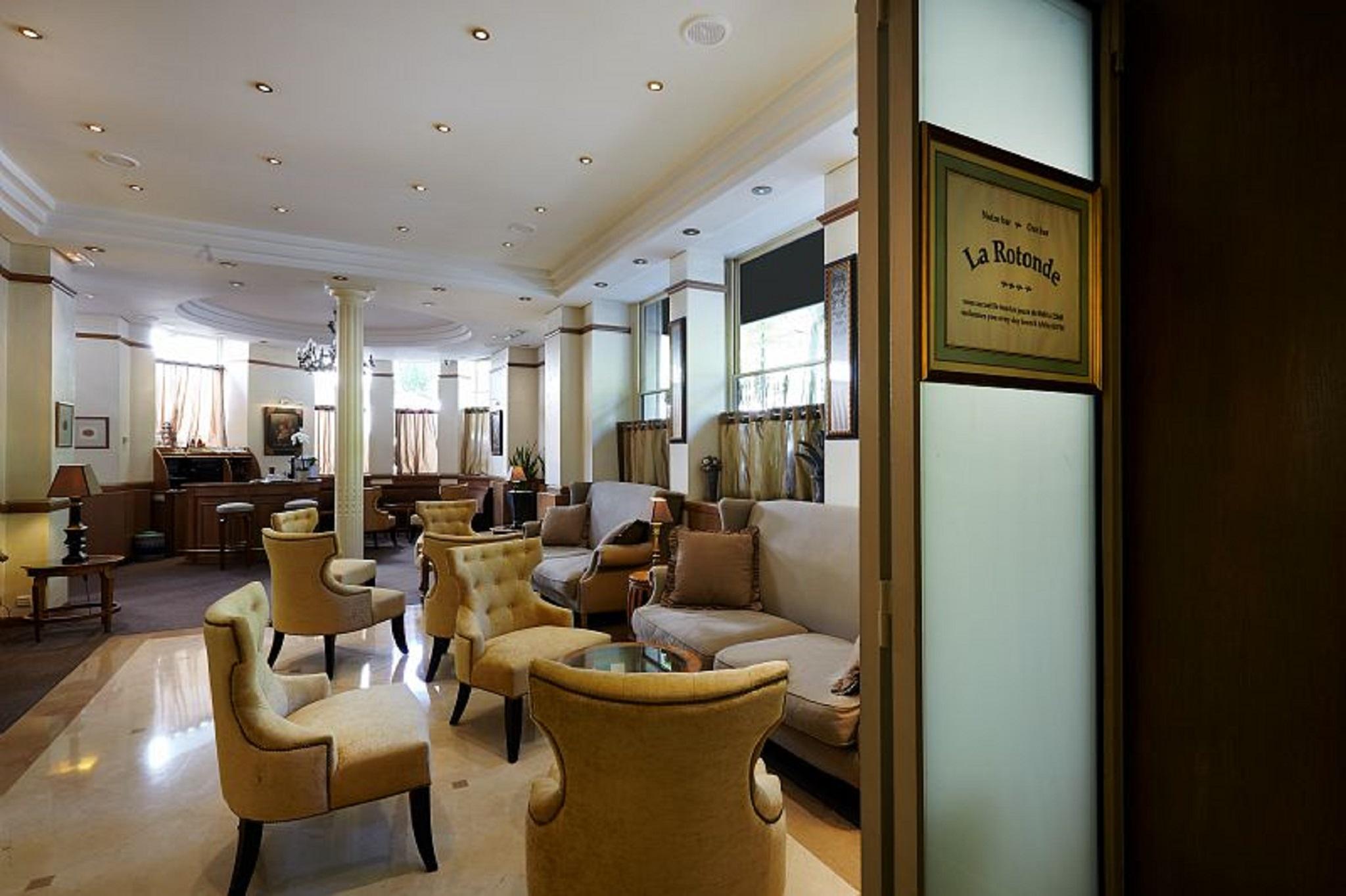 Royal Hotel Paris Champs Elysees Εξωτερικό φωτογραφία