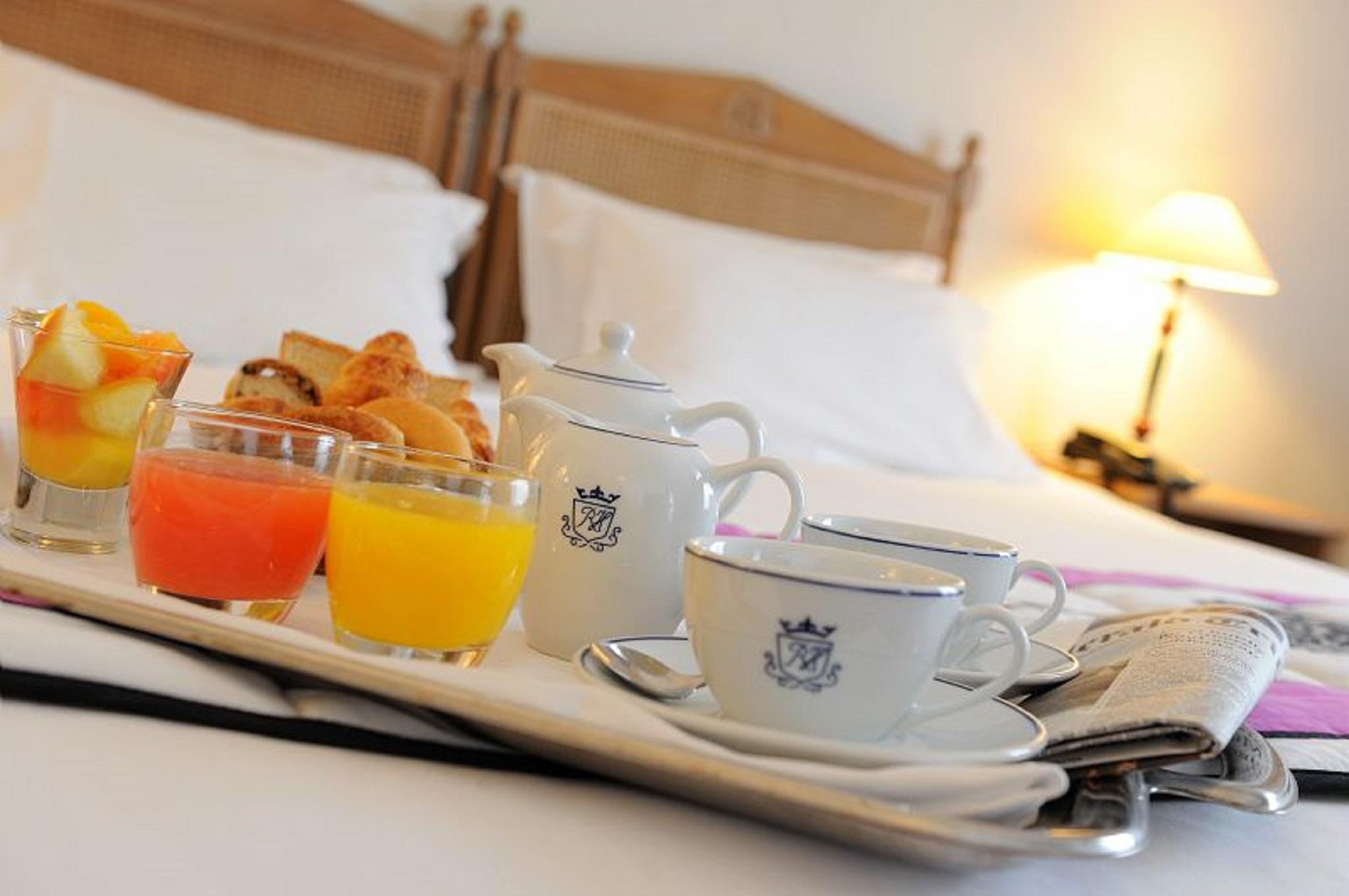 Royal Hotel Paris Champs Elysees Εξωτερικό φωτογραφία