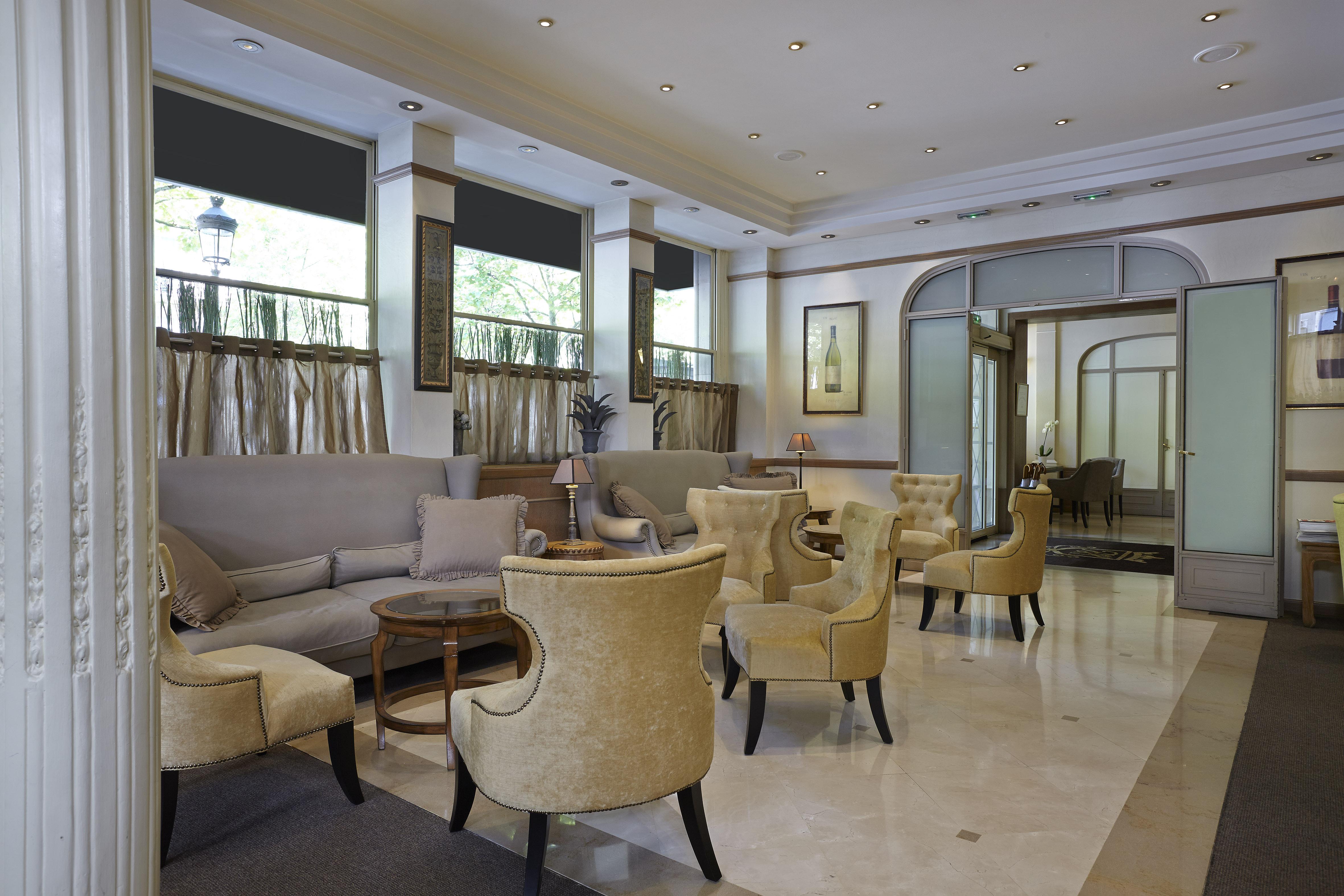 Royal Hotel Paris Champs Elysees Εξωτερικό φωτογραφία