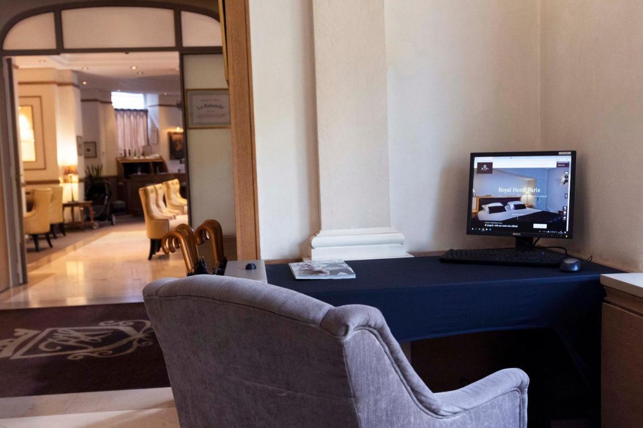 Royal Hotel Paris Champs Elysees Εξωτερικό φωτογραφία